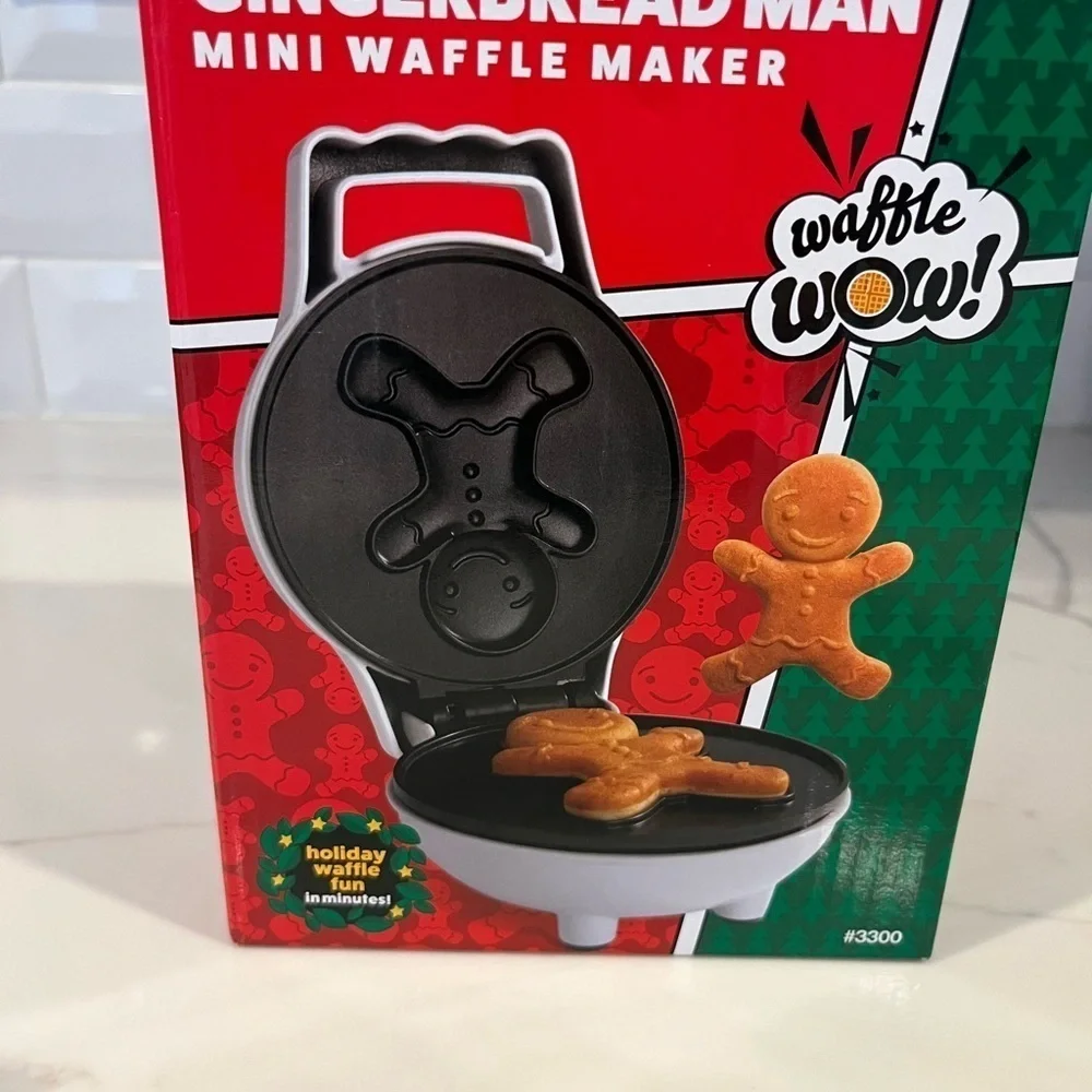 Waffle Wow! Gingerbread Man Mini Waffle Maker